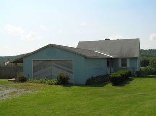 215 State Line Rd, Eagle Bridge, NY 12057