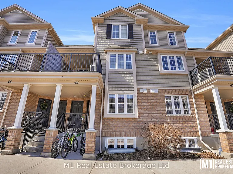 15 Carere Cres #46B — Photo 5