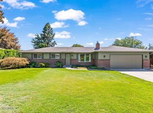 4802 Englewood Ave, Yakima, WA 98908