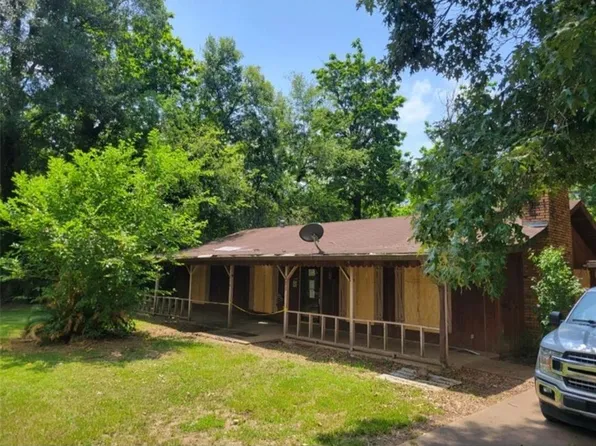 216 Lorio St, Marksville, LA 71351