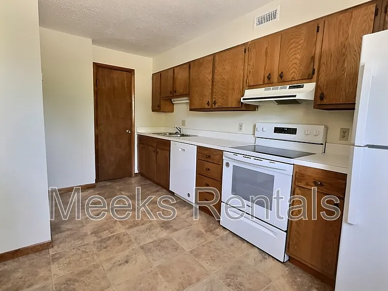 58 Maple Ln — Photo 7