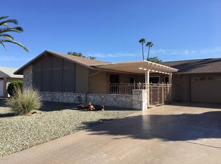 10037 W Pineaire Dr, Sun City, AZ 85351