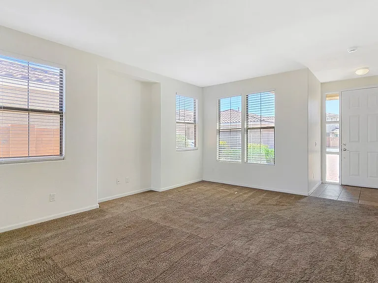 2237 N 135th Dr — Photo 5