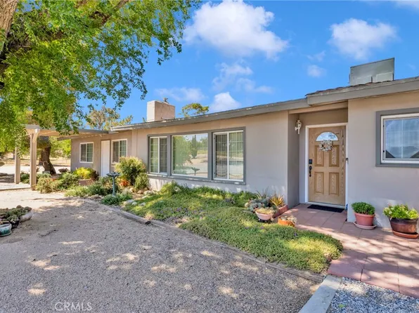 15884 El Centro St, Hesperia, CA 92345