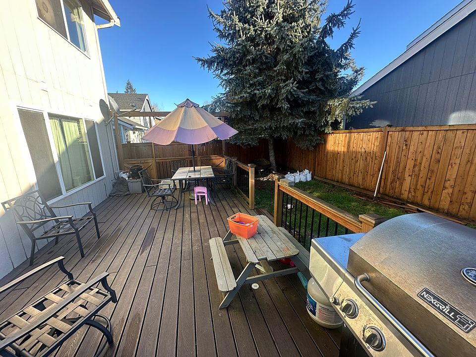 2nd image of 9616 3rd St SE