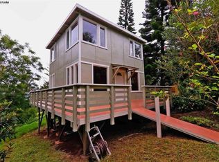 1990 Olinda Rd, Makawao, HI 96768