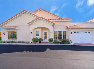 305 David Walker Dr #G-5, Tavares, FL 32778
