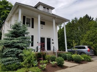 86 Oak Hill Ave #1, Pawtucket, RI 02860