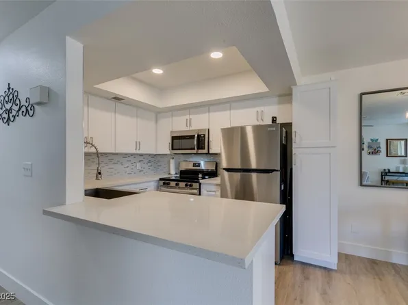 718 Nectarine Ct, Henderson, NV 89014