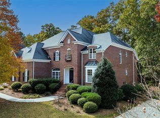 16927 Turtle Point Rd, Charlotte, NC 28278