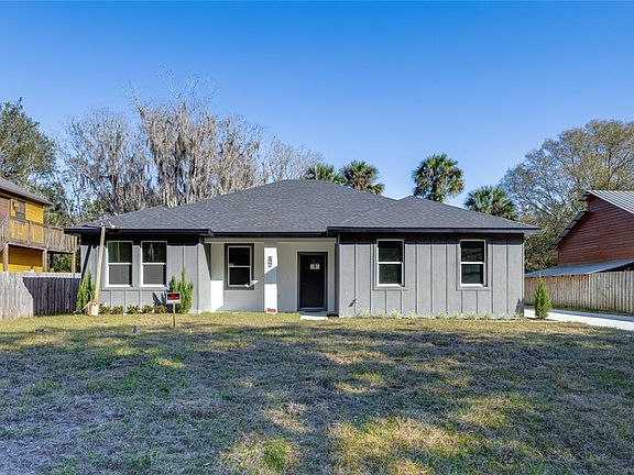 3rd image of 127 Hibiscus Ln