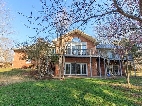 3rd image of 751 Lynn Brook Dr