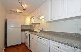 4th image of 435 W Oakdale Ave #P-12