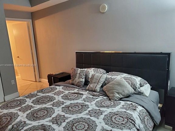 3rd image of 3180 Coral Way APT 208