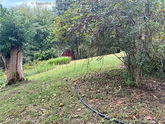 4th image of 6372 Dupont Rd