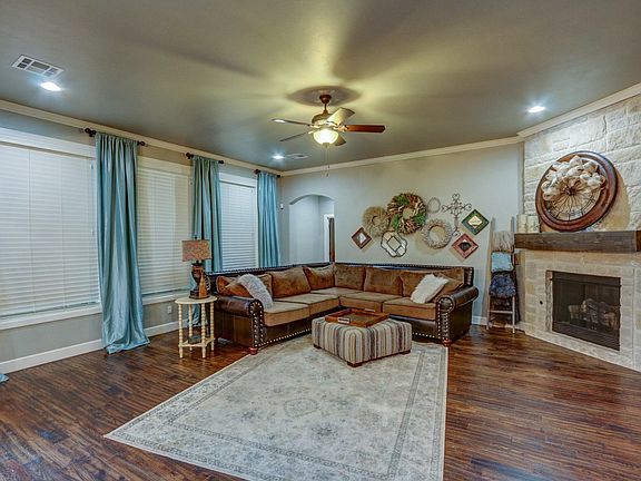 4th image of 4305 Bridge Wood Ln