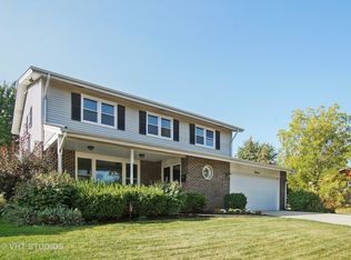 11 W Lillian Ave, Arlington Heights, IL 60004