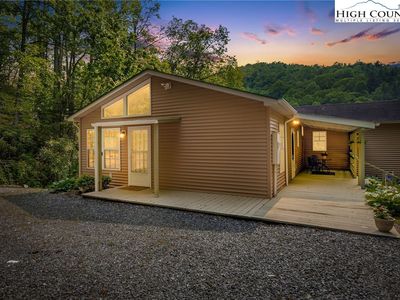 2763 Crabtree Road, Spruce Pine, NC, 28777