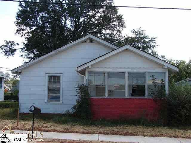 1st image of 404 Hammett Street Ext
