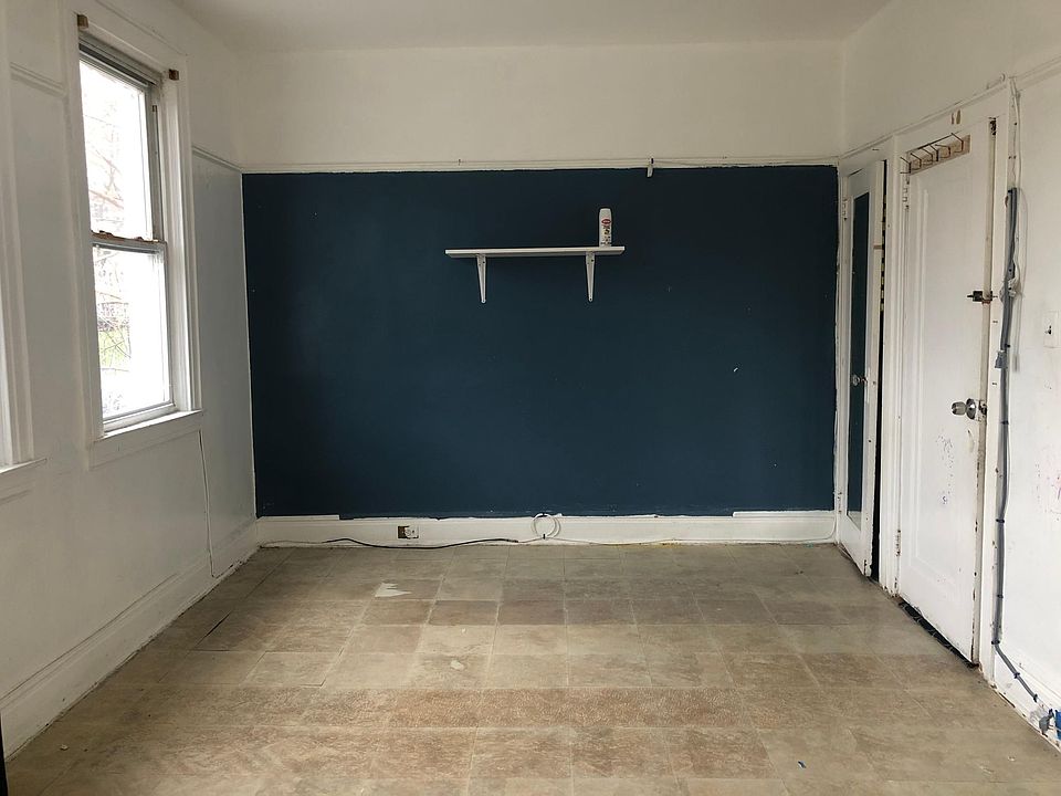 1st image of 8735 165th St Floor 2