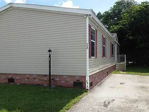 1st image of 220 NE 12th Ave Lot 222