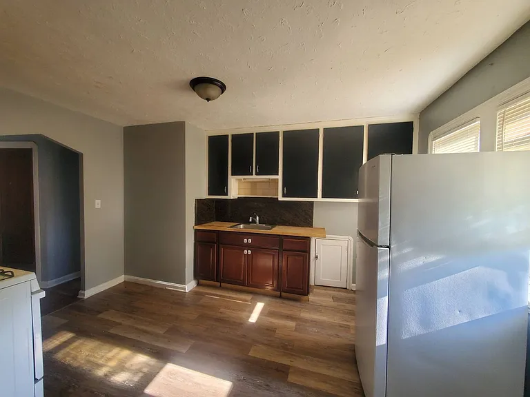 3243 W 115 ST — Photo 14