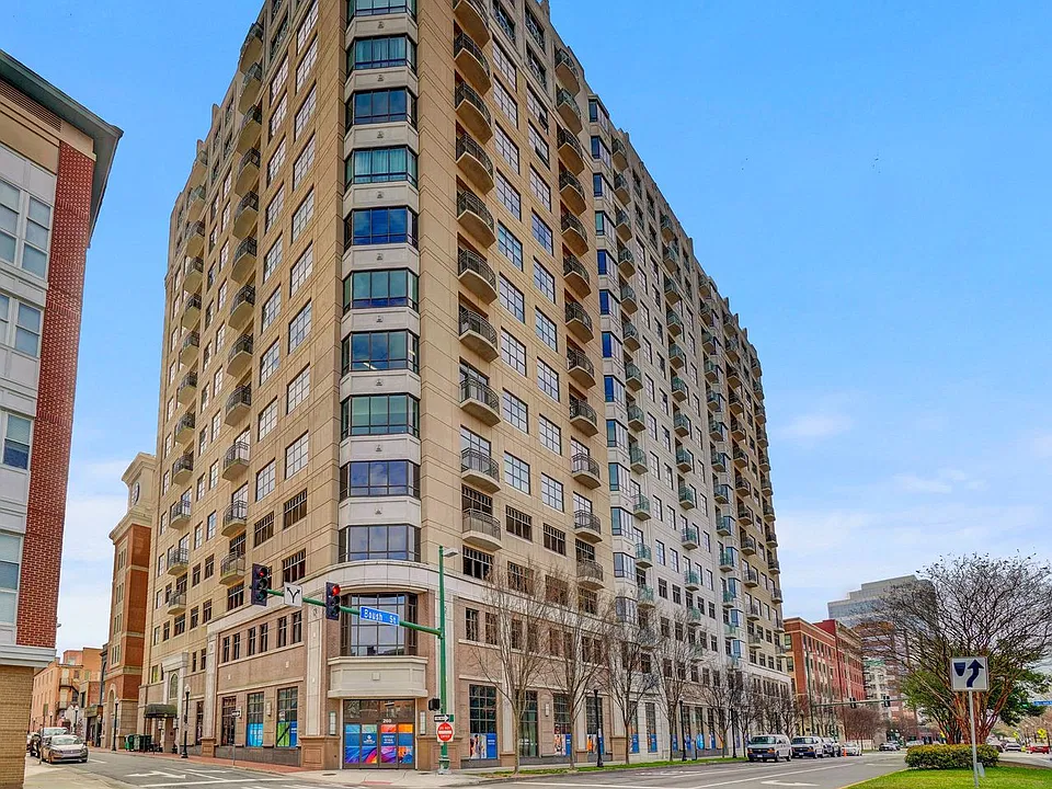 123 College Pl #1501