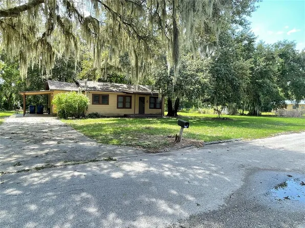 224 E F St, Frostproof, FL 33843