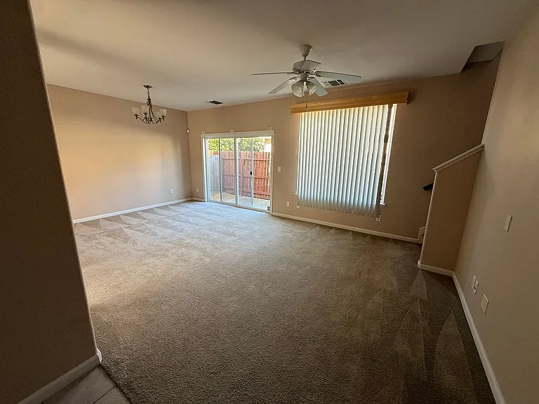 4350 Mount Kisco Way — Photo 2