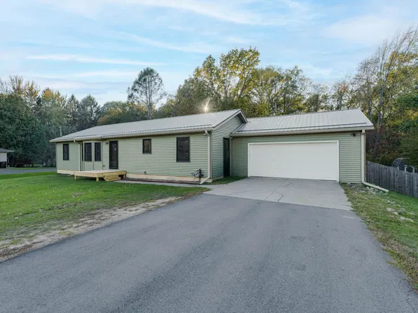 1090 Howard St, Otsego, MI 49078