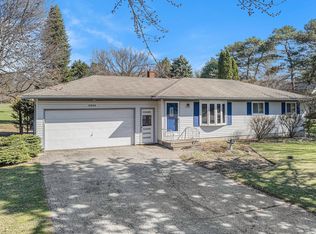 9080 Davisburg Rd, Clarkston, MI 48348