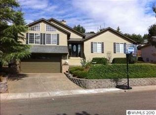 385 Silver Hills Cir SE, Salem, OR 97306