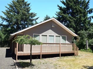 180 S Oar Loop SW, Ocean Shores, WA 98569