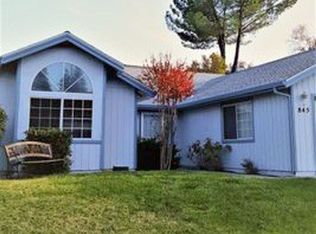 845 Spaniel Dr, Redding, CA 96003