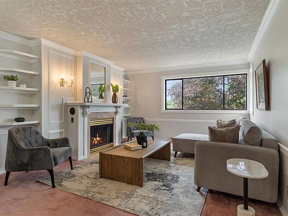 3rd image of 1335 Rudlin St