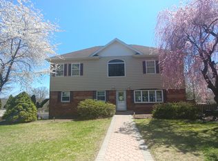 301 Barnert Ave, Totowa, NJ