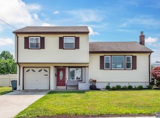 105 Abbe Ln, Clifton, NJ 07013