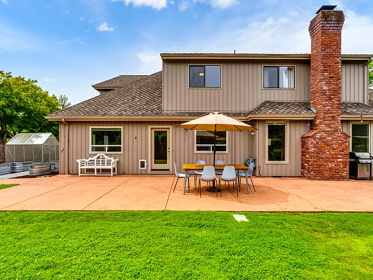3375 Bardell Ave — Photo 32