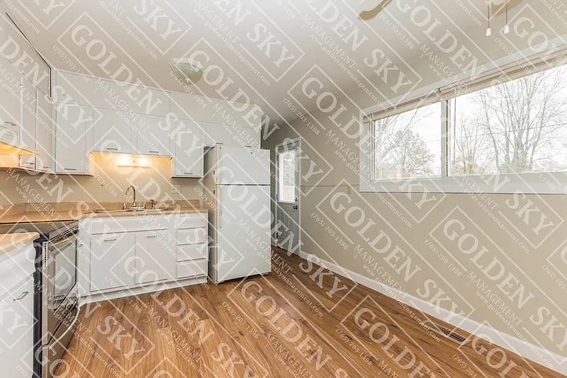3 bed, 1.0 bath, 936 sqft, $1,475 — Photo 4