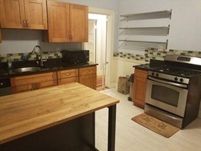 34 Calvin St #1, Somerville, MA, 02143