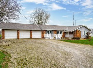 6619 Edgewater Dr, Mount Olive, IL 62069