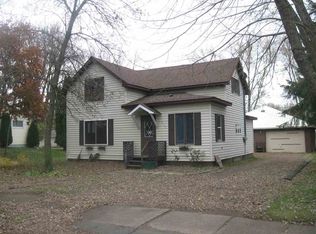 613 E 4th St, Owen, WI 54460