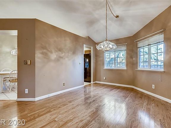 5th image of 7239 Laveta Ln