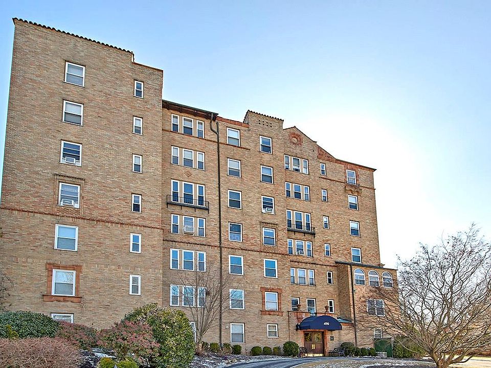1st image of 490 Bleeker Ave APT 3D