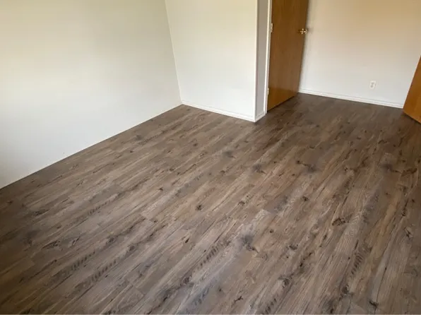 102 W Main St #2A, Jones, OK 73049