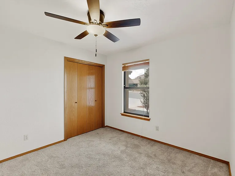 711 Windmill Dr — Photo 40