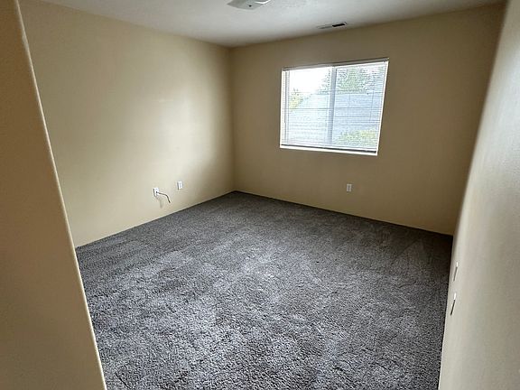 5th image of 565 Briarwood Dr #565