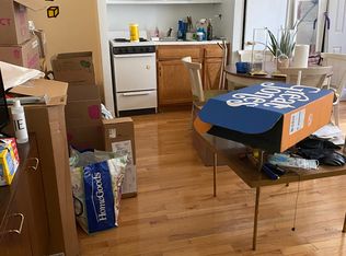 2204 Saint James Pl APT 2B, Philadelphia, PA 19103