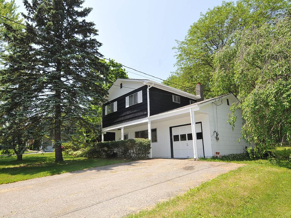 1st image of 3189 Wharton Dr