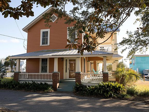 2nd image of 319 Brunswick Street
